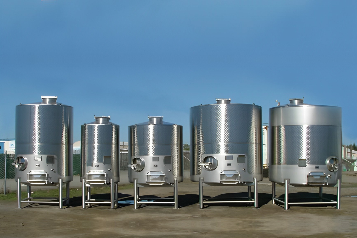 Fabrikasi Custom Stainless Tank Semarang Flecovex